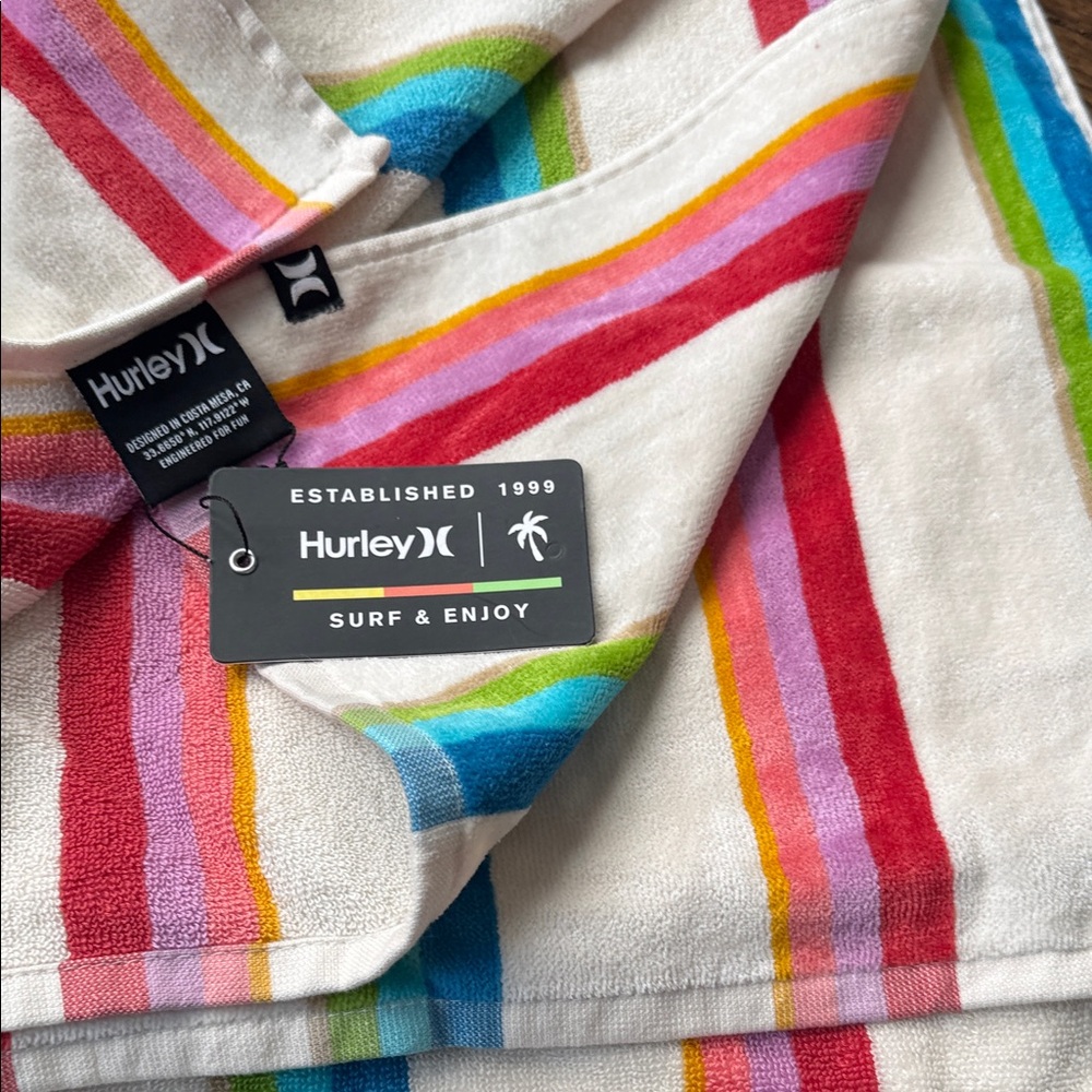 NWT Hurley Multicolor Striped Towel size is 36 x 70